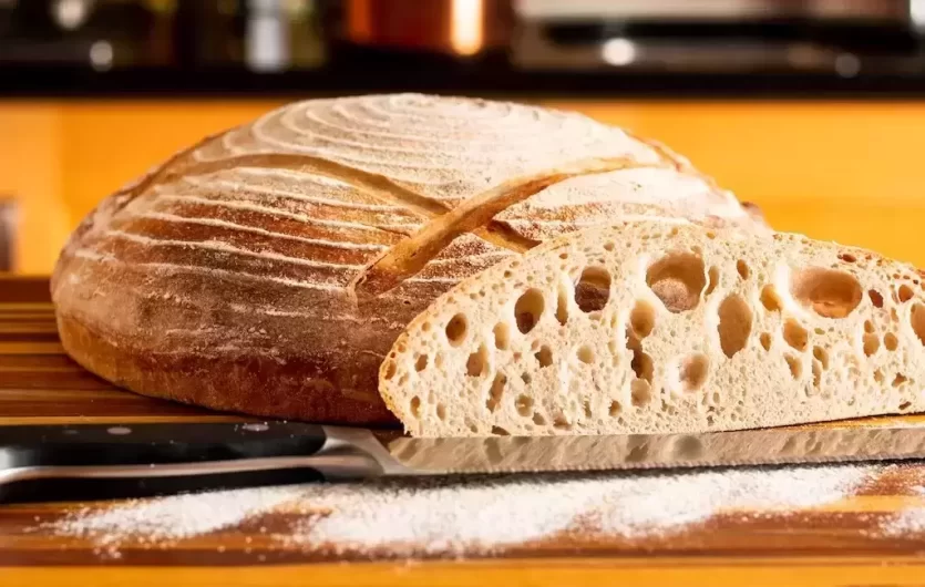 Prisipirkote per daug duonos? Specialistas patarė, kaip išlaikyti ją šviežią ilgiau