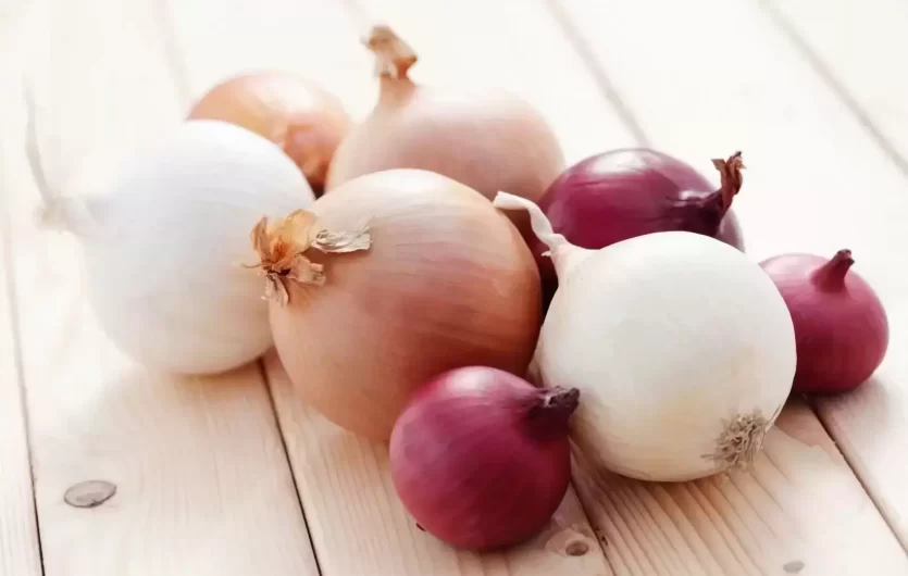 10 faktų apie svogūnus: skatina plaukų augimą ir net gerina nuotaiką