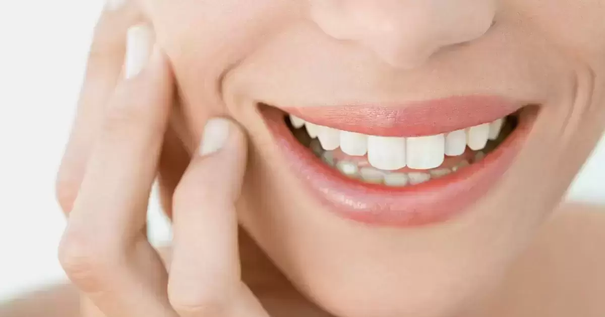 Kreivi dantys: kodėl juos būtina tiesinti?