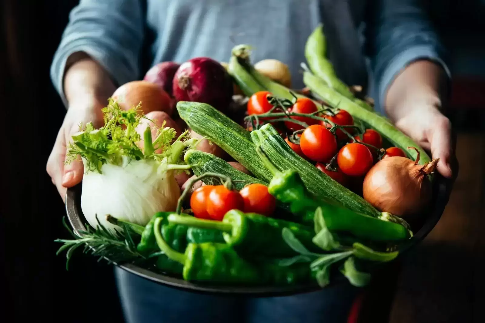 Artėjant pavasariui – daržovių gidas: kaip turi atrodyti viena porcija ir kaip geriausia jas ruošti
